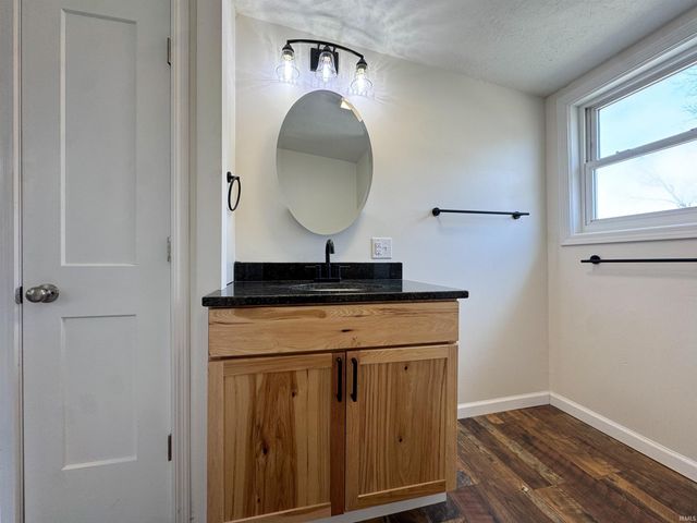 1420 Kimmel Road, Vincennes, IN 47591