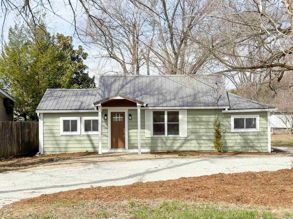 1420 Kimmel Road, Vincennes, IN 47591