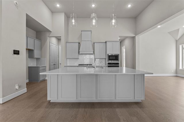 2723 Lakeside Shore Drive, League City, TX 77573