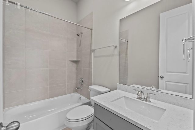 2723 Lakeside Shore Drive, League City, TX 77573