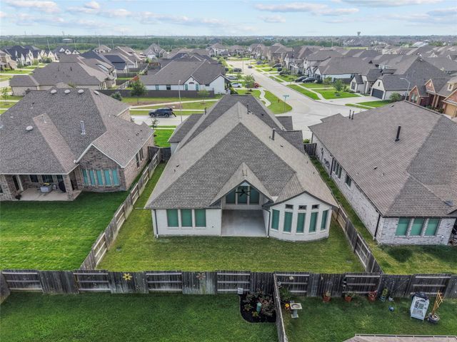 2723 Lakeside Shore Drive, League City, TX 77573