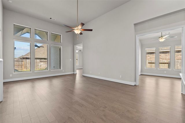 2723 Lakeside Shore Drive, League City, TX 77573