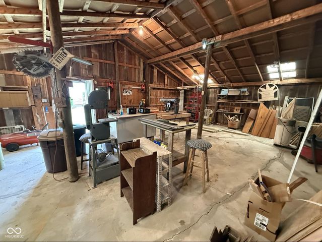2335 N Main Street, Rushville, IN 46173