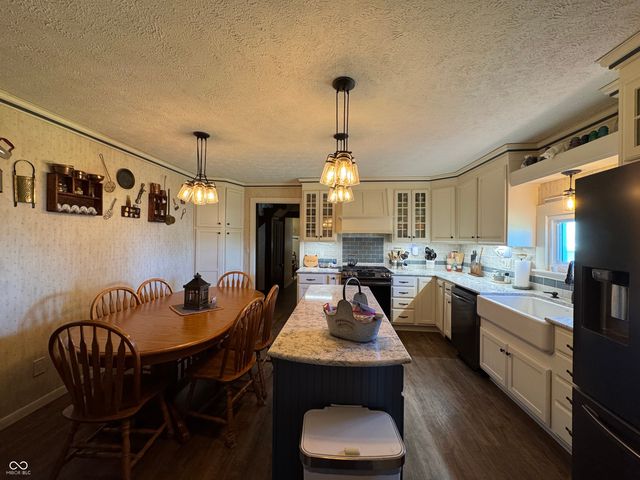 2335 N Main Street, Rushville, IN 46173
