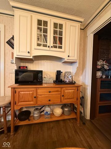 2335 N Main Street, Rushville, IN 46173