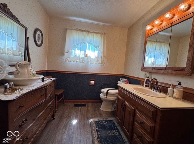 2335 N Main Street, Rushville, IN 46173