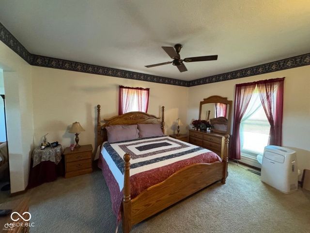 2335 N Main Street, Rushville, IN 46173