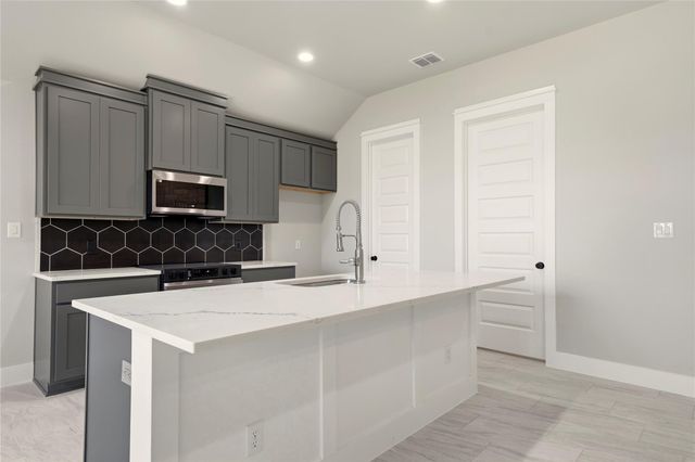 4 Cedar Valley CT, Wimberley, TX 78676