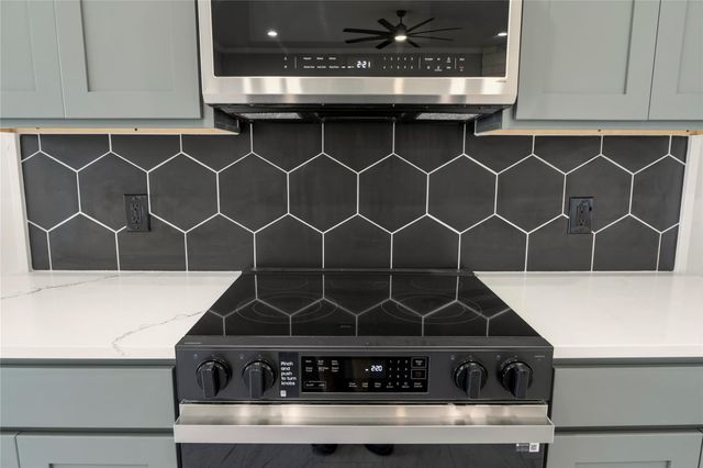 4 Cedar Valley CT, Wimberley, TX 78676