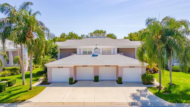 5634 SHEFFIELD GREENE CIRCLE 18, Sarasota, FL 34235