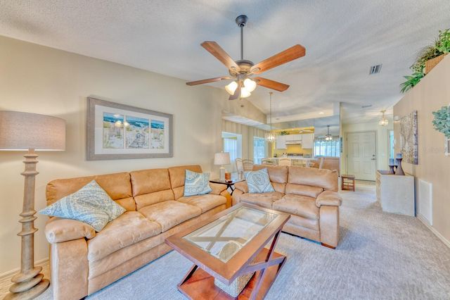 5634 SHEFFIELD GREENE CIRCLE 18, Sarasota, FL 34235