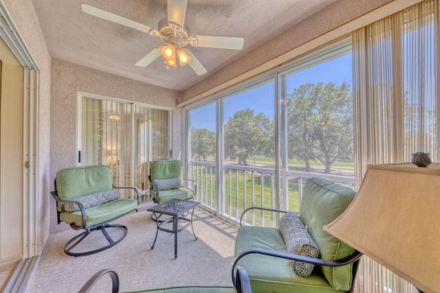 5634 SHEFFIELD GREENE CIRCLE 18, Sarasota, FL 34235