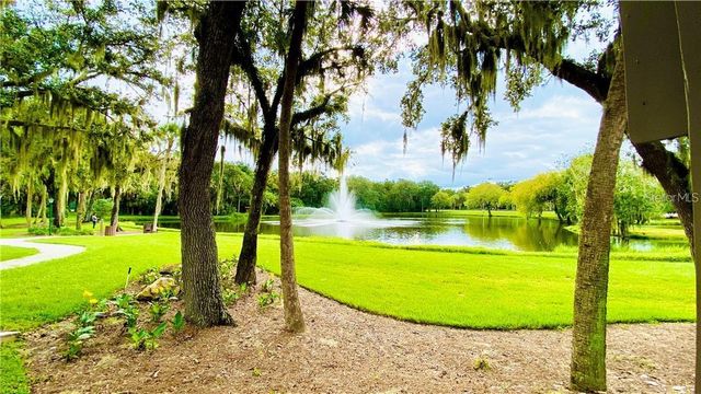 5634 SHEFFIELD GREENE CIRCLE 18, Sarasota, FL 34235