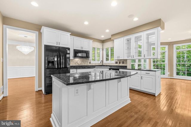 11019 BACON RACE RD, Woodbridge, VA 22192