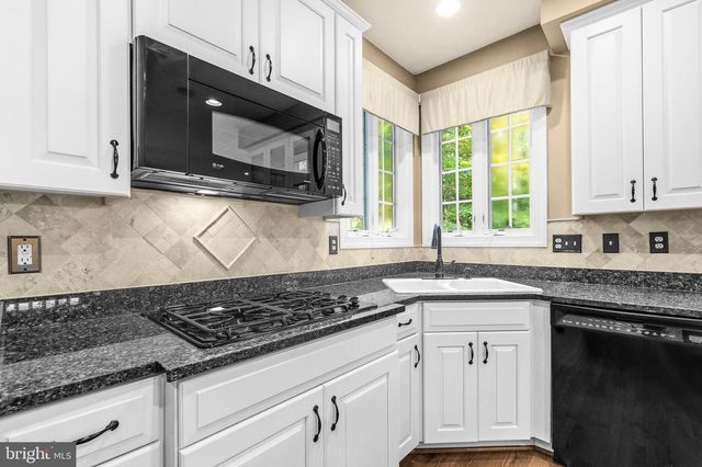 11019 BACON RACE RD, Woodbridge, VA 22192