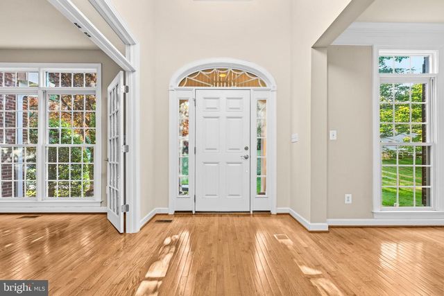 11019 BACON RACE RD, Woodbridge, VA 22192