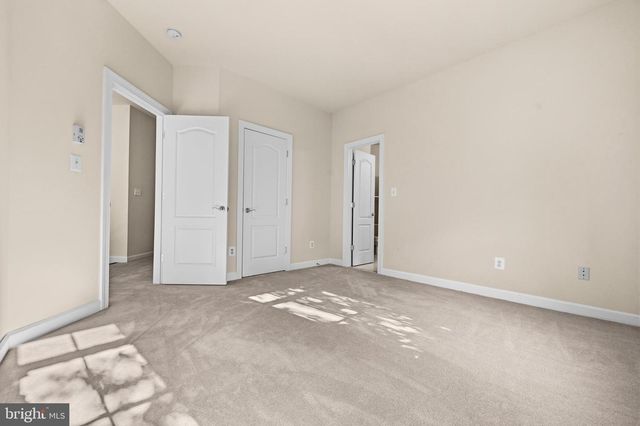 11019 BACON RACE RD, Woodbridge, VA 22192