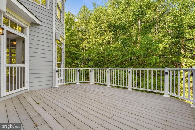11019 BACON RACE RD, Woodbridge, VA 22192