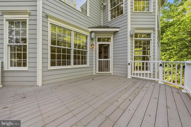 11019 BACON RACE RD, Woodbridge, VA 22192