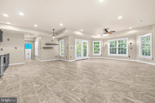 11019 BACON RACE RD, Woodbridge, VA 22192