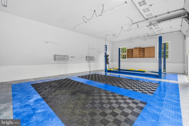 11019 BACON RACE RD, Woodbridge, VA 22192