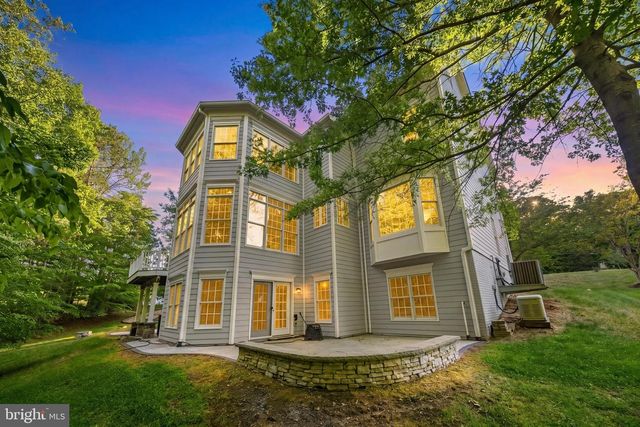 11019 BACON RACE RD, Woodbridge, VA 22192