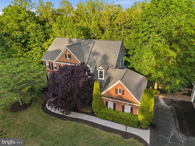 11019 BACON RACE RD, Woodbridge, VA 22192