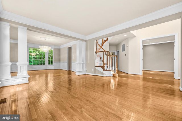 11019 BACON RACE RD, Woodbridge, VA 22192