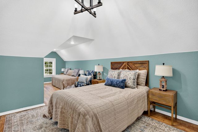 702 W Spring Street, Weatherford, TX 76086