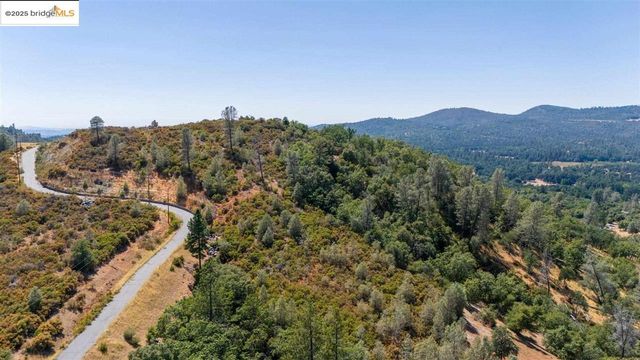 15899 Parkridge Ave, Sonora, CA 95370