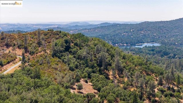 15899 Parkridge Ave, Sonora, CA 95370