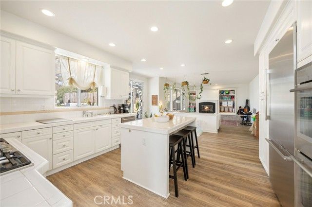 7211 Rockridge Ter, West Hills (los Angeles), CA 91307