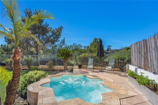 7211 Rockridge Ter, West Hills (los Angeles), CA 91307
