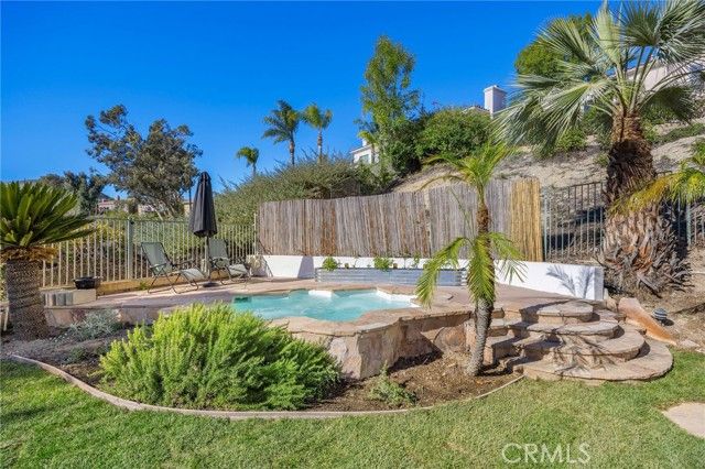 7211 Rockridge Ter, West Hills (los Angeles), CA 91307