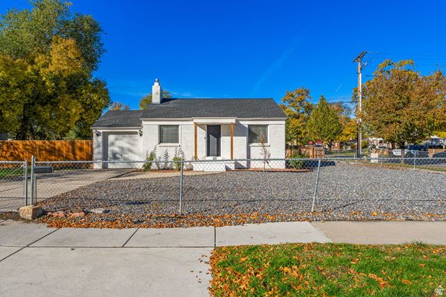 889 N 900 W, Salt Lake City, UT 84116