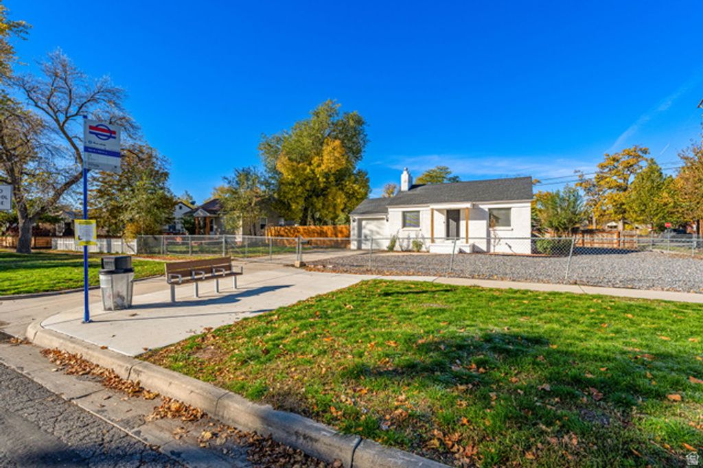 889 N 900 W, Salt Lake City, UT 84116