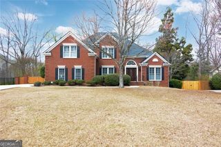 6174 Poplar Bluff Circle, Peachtree Corners, GA 30092