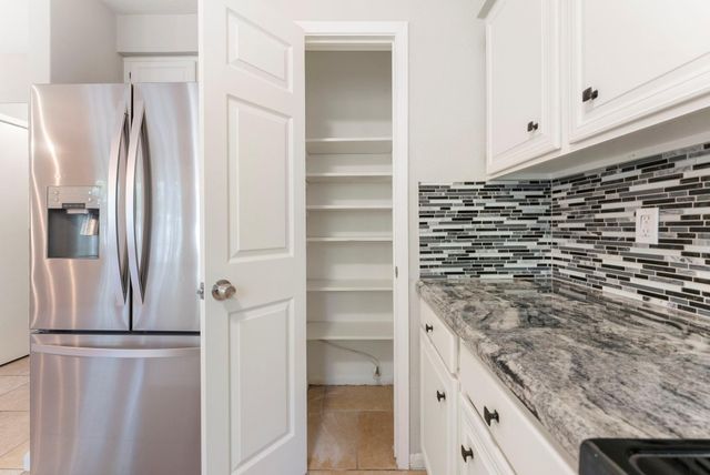 2347 W Settlers Way, The Woodlands, TX 77380