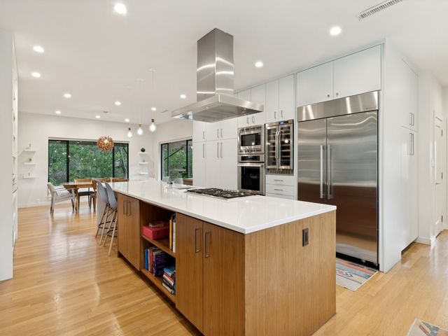 6741 Alexander Drive, Dallas, TX 75214