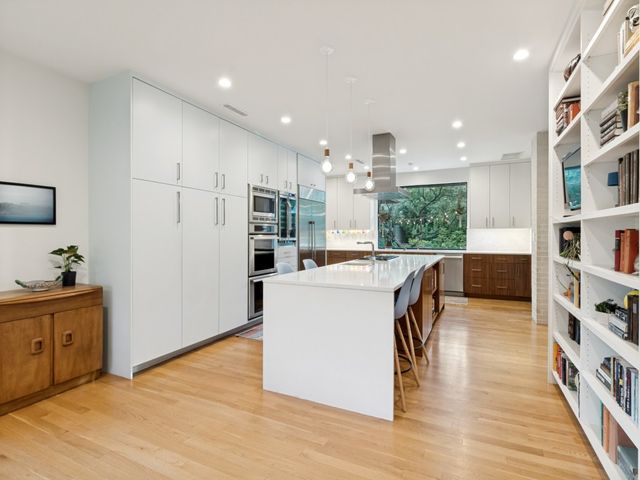 6741 Alexander Drive, Dallas, TX 75214