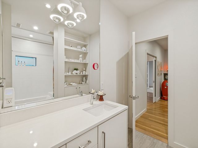 6741 Alexander Drive, Dallas, TX 75214