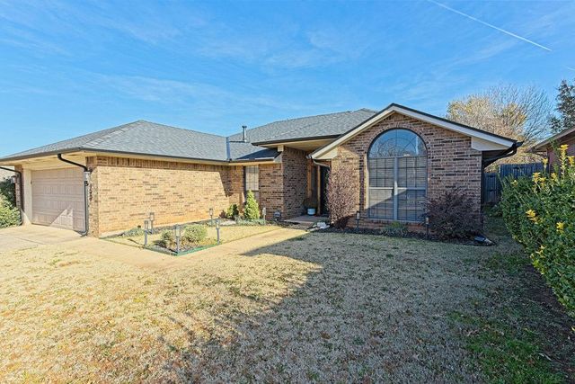 229 Waterfront Drive, Norman, OK 73071