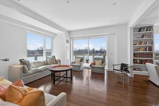4950 Central Street 405, Kansas City, MO 64112