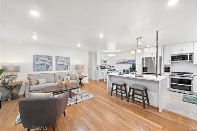 966 Calle Aragon O, Laguna Woods, CA 92637