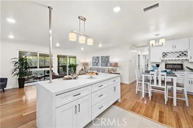 966 Calle Aragon O, Laguna Woods, CA 92637