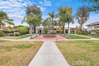 966 Calle Aragon O, Laguna Woods, CA 92637