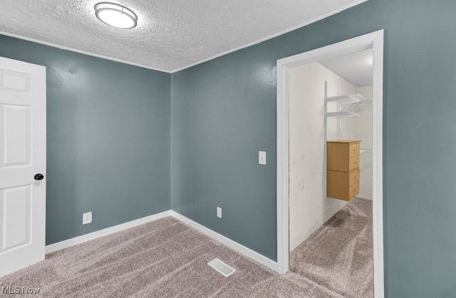 27 Delaware Trail, Malvern, OH 44644