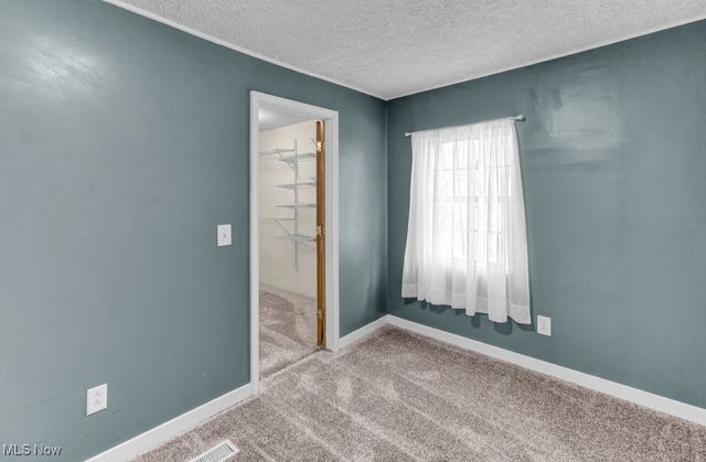 27 Delaware Trail, Malvern, OH 44644