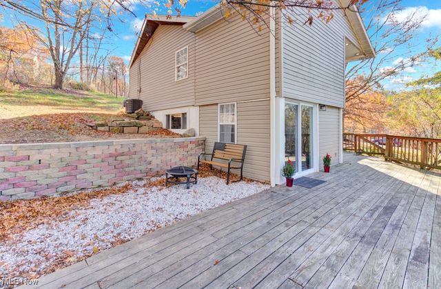 27 Delaware Trail, Malvern, OH 44644