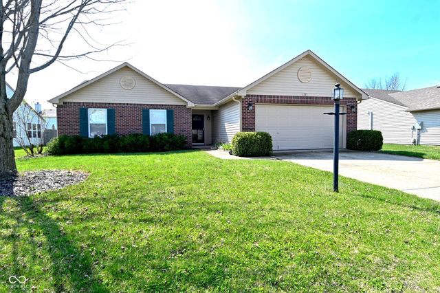 1721 Creekside Drive, Brownsburg, IN 46112